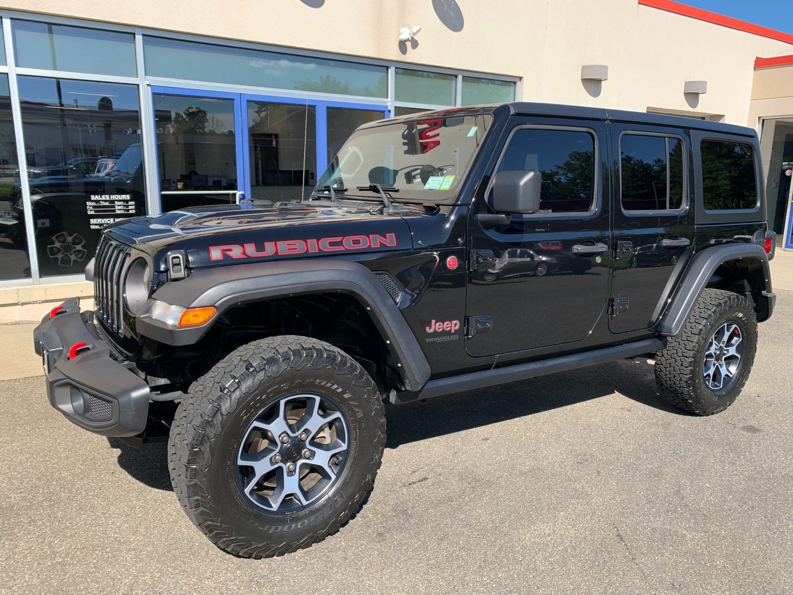 Used 2022 Jeep Wrangler Unlimited Rubicon AWD/4WD image 1