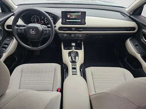 Used 2025 Honda HR-V LX image 17
