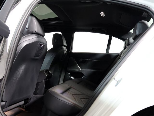 Used 2026 BMW 530i xDrive AWD/4WD image 14