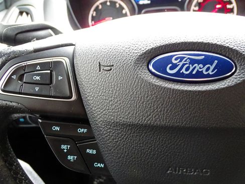 Used 2017 Ford Focus ST image 23