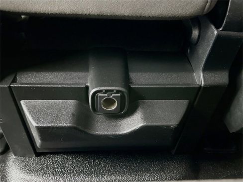 Used 2019 Ford F250 XLT w/ XLT Value Package image 23