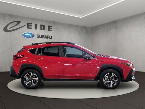 Certified 2025 Subaru Crosstrek 2.0i Premium image 5