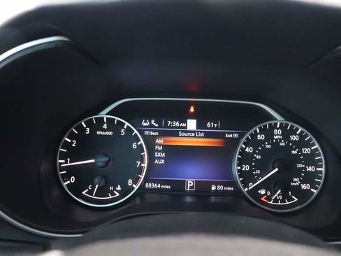 Used 2022 Nissan Maxima SV image 10