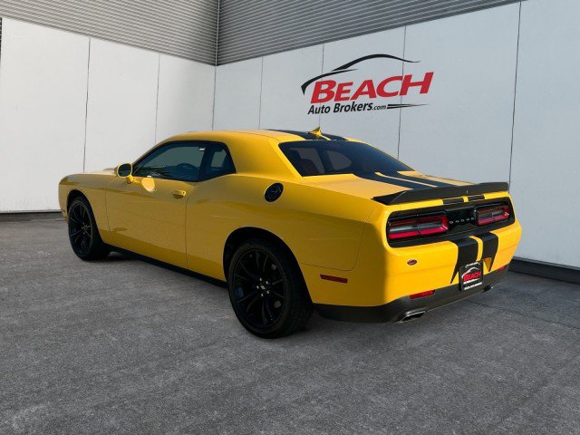 Used 2018 Dodge Challenger SXT Plus RWD image 11