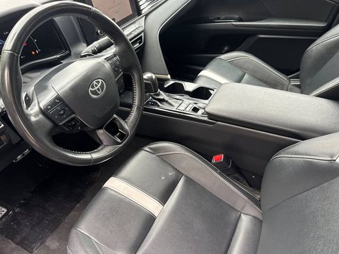 Certified 2025 Toyota Camry SE FWD image 11