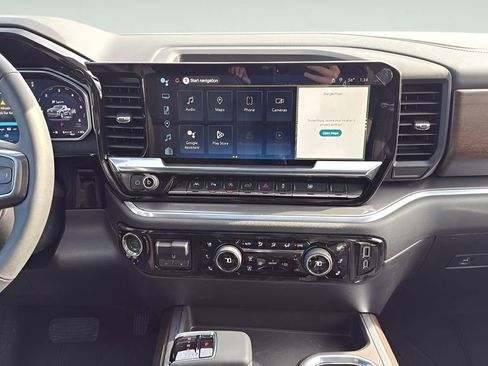 New 2026 Chevrolet Silverado 1500 High Country w/ High Country Premium Package AWD/4WD image 16