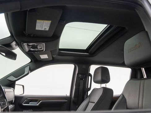 Used 2022 Chevrolet Silverado 1500 High Country w/ Z71 Off-Road Package image 20