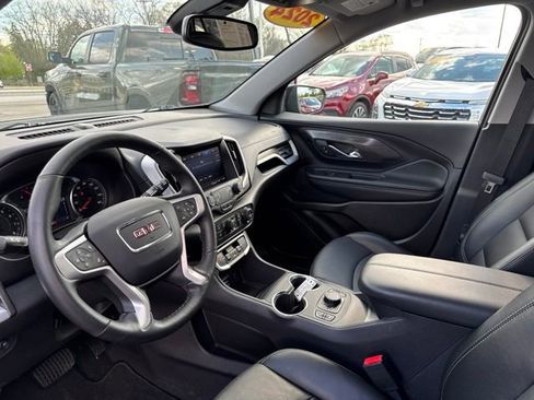 Used 2024 GMC Terrain SLT w/ Elevation Edition AWD/4WD image 10
