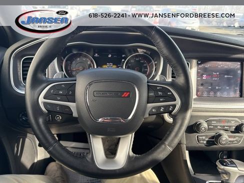 Used 2017 Dodge Charger R/T w/ Premium Group image 13