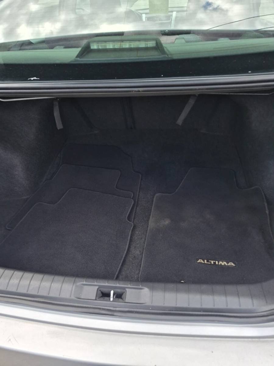 Used 2013 Nissan Altima 2.5 S FWD image 11