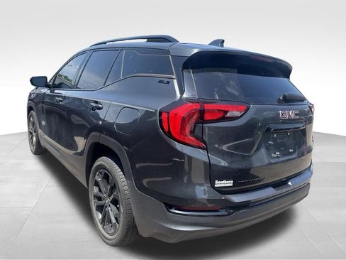 Used 2021 GMC Terrain SLE w/ Driver Convenience Package FWD image 10