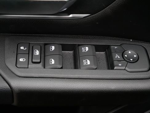 New 2026 RAM 1500 Big Horn AWD/4WD image 13