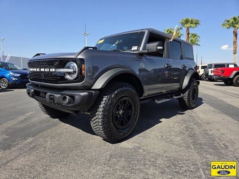 Certified 2023 Ford Bronco Wildtrak AWD/4WD image 3