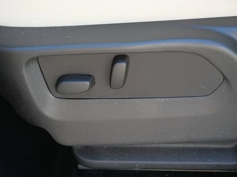 Used 2023 Buick Envision Avenir AWD/4WD image 13
