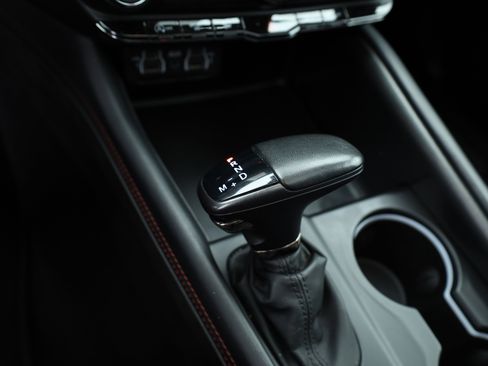 Used 2024 Dodge Durango GT image 11