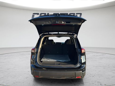 Used 2025 Nissan Rogue S image 9