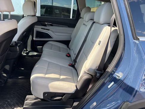 Certified 2025 Kia Telluride EX AWD/4WD image 13