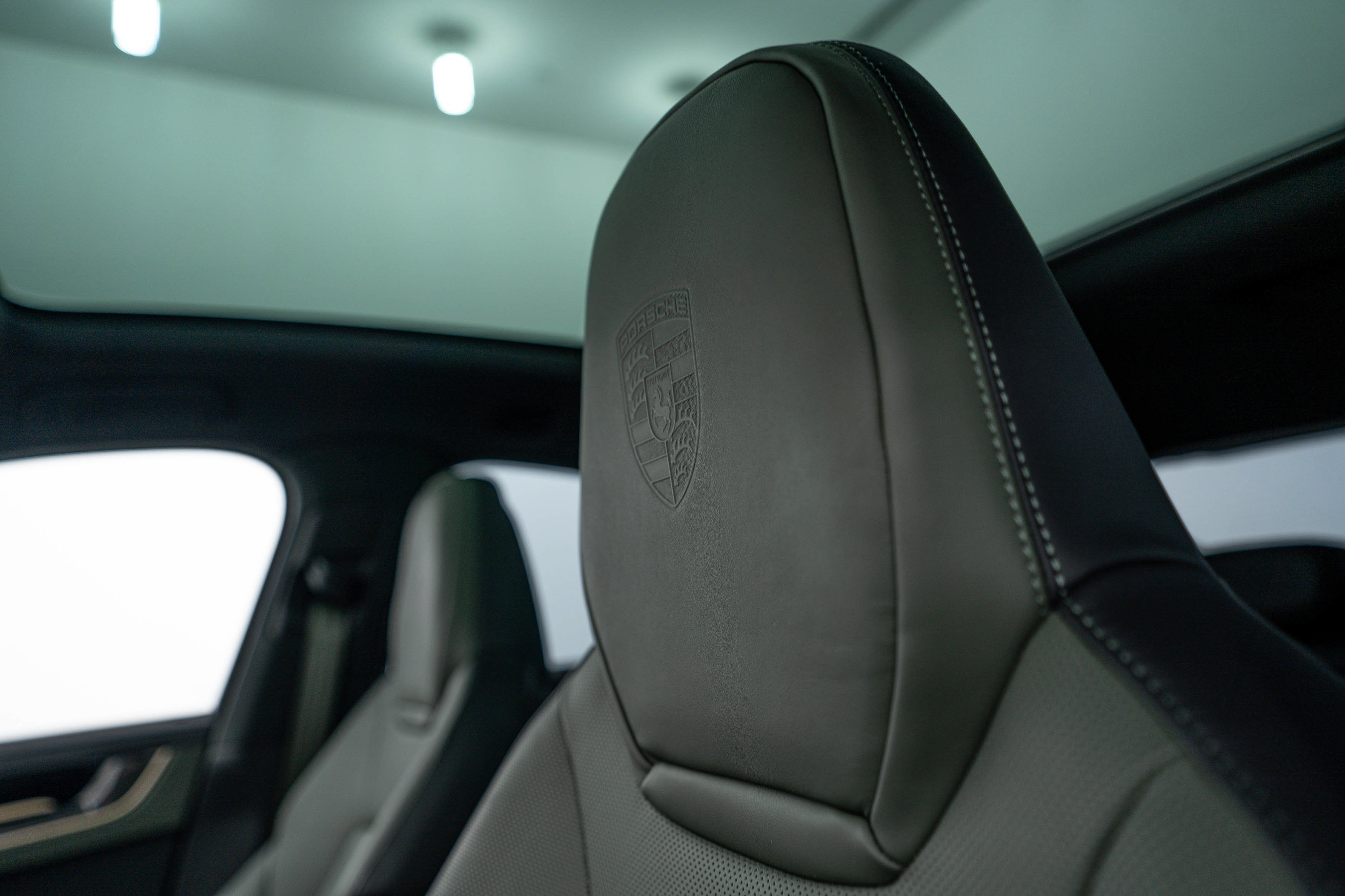 Certified 2024 Porsche Cayenne S AWD/4WD image 21