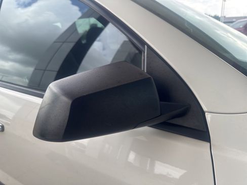 Used 2015 Chevrolet Traverse LS image 17