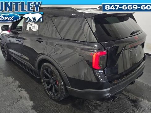 Used 2023 Ford Explorer ST w/ Technology Package image 5
