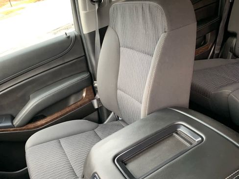 Used 2018 Chevrolet Tahoe LS w/ All-Season Package image 18