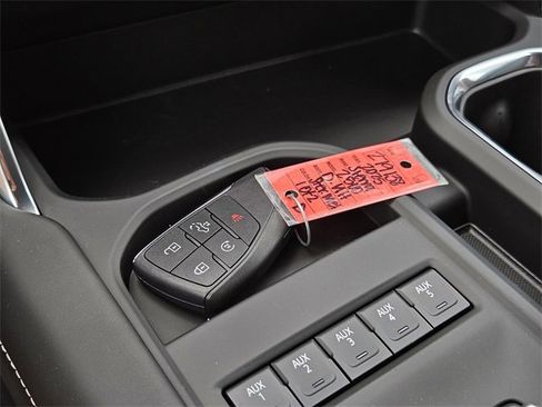 New 2025 GMC Sierra 2500 Denali Ultimate image 21