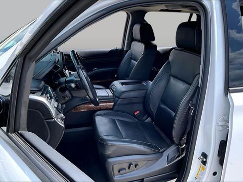 Used 2019 Chevrolet Tahoe Premier RWD image 7