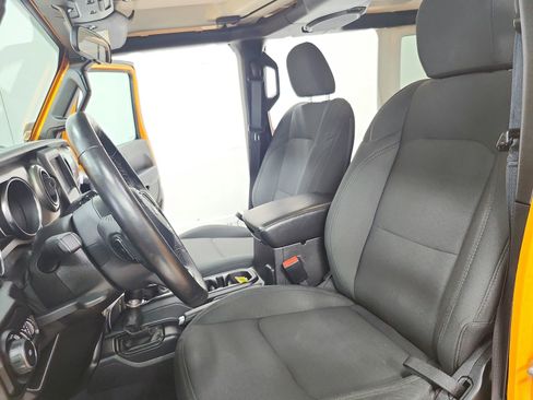 Used 2021 Jeep Wrangler Unlimited Sport AWD/4WD image 19