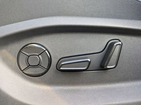 New 2026 Volkswagen Tiguan SE R-Line image 20