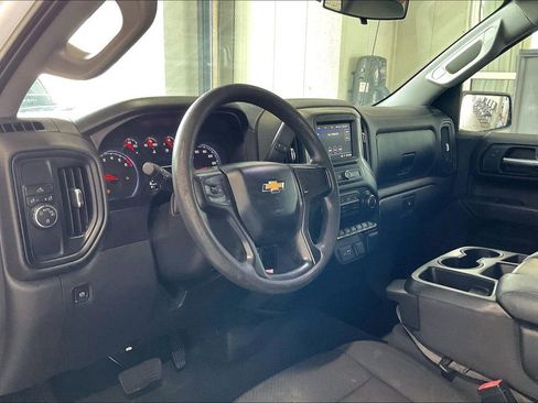 Used 2021 Chevrolet Silverado 1500 Custom image 4