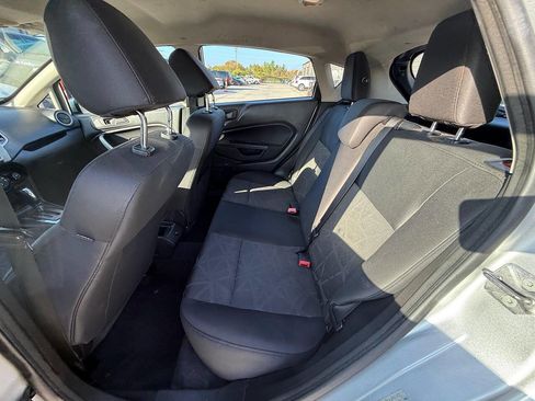 Used 2013 Ford Fiesta SE image 35