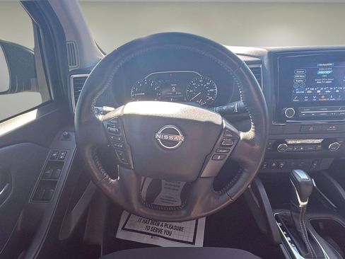 Used 2023 Nissan Frontier SV w/ SV Convenience Package image 21