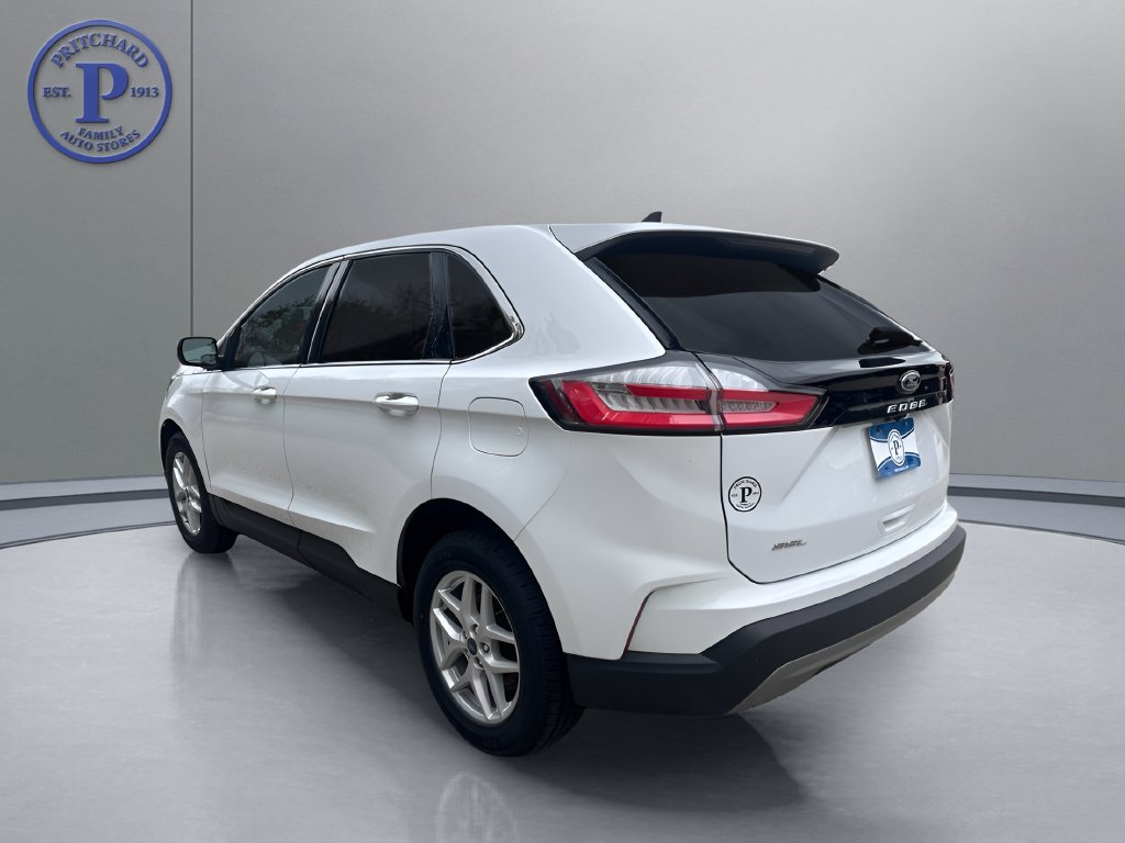 Used 2022 Ford Edge SEL w/ Convenience Package AWD/4WD image 5