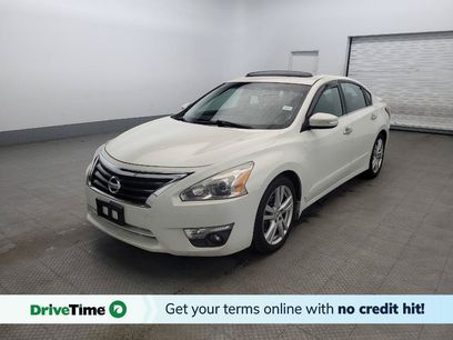 Used 2013 Nissan Altima 3.5 SL w/ Technology Pkg