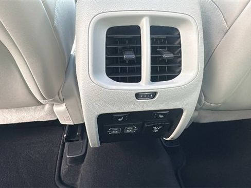 Used 2021 Jeep Cherokee Limited w/ Elite Package image 32