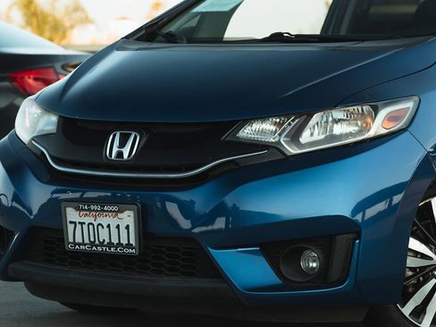 Used 2016 Honda Fit EX image 2