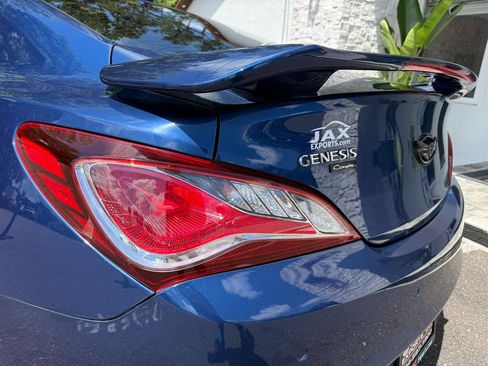 Used 2015 Hyundai Genesis 3.8 RWD image 6