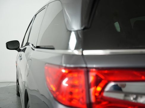 Used 2018 Honda Odyssey Elite image 62