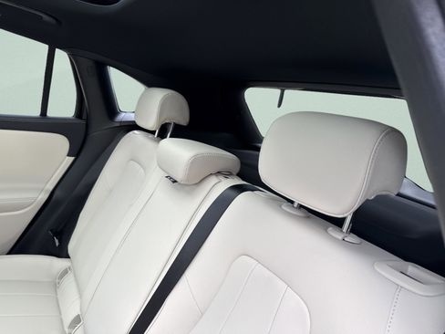 New 2026 Mercedes-Benz GLA 250 image 31