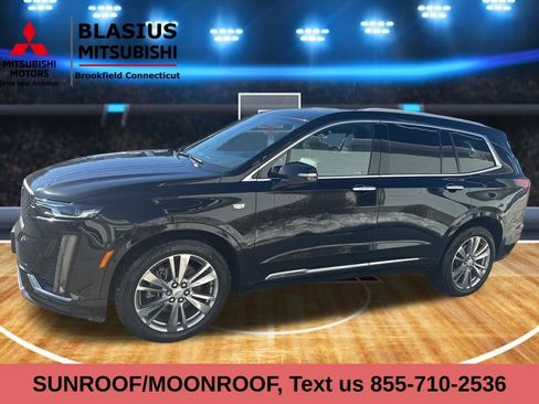 Used 2023 Cadillac XT6 Premium Luxury w/ LPO, Floor Liner Package image 8