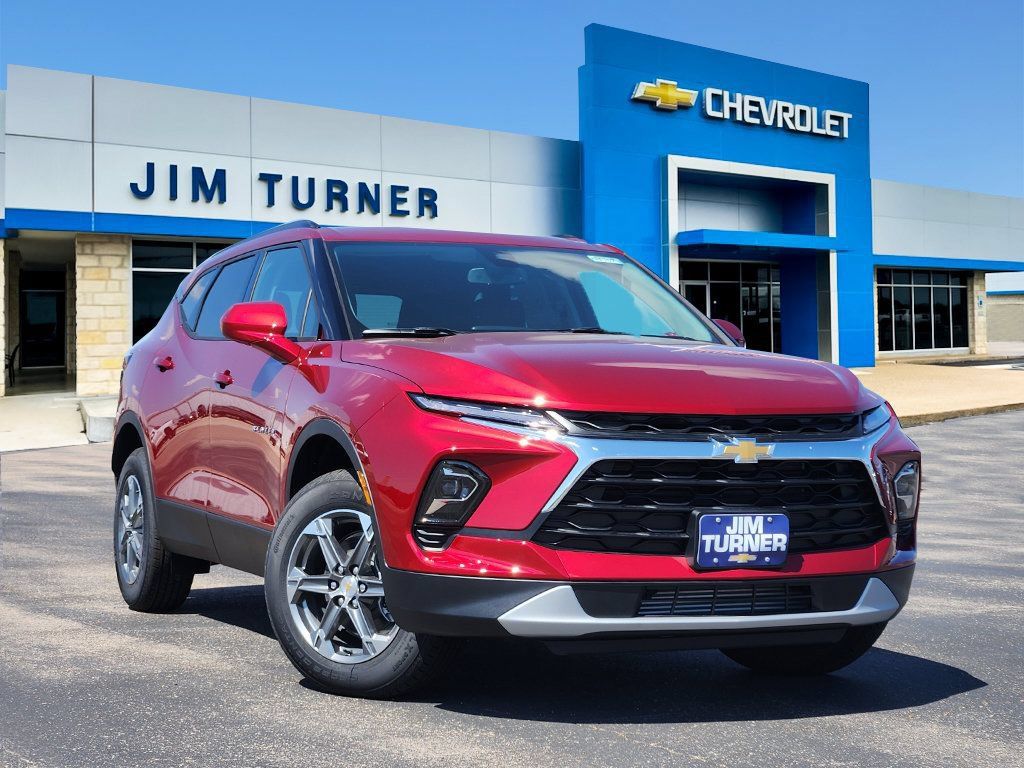 New 2026 Chevrolet Blazer LT w/ Convenience Package FWD image 1
