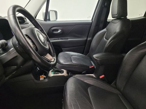 Used 2016 Jeep Renegade Limited image 17