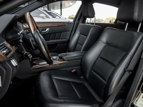 Used 2012 Mercedes-Benz E 350 Sedan image 19