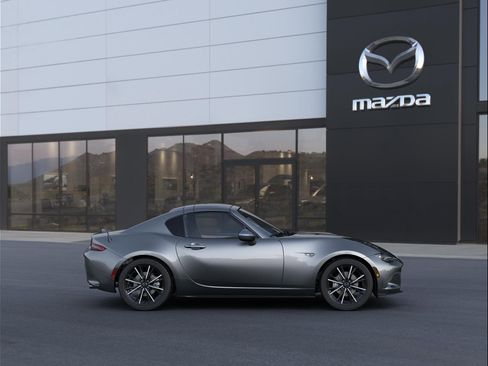New 2026 MAZDA MX-5 Miata RF Grand Touring w/ Appearance Package RWD image 5