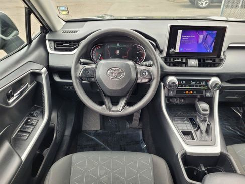 Used 2024 Toyota RAV4 XLE AWD/4WD image 18