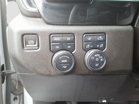 Used 2022 Chevrolet Silverado 1500 RST w/ Convenience Package II image 21