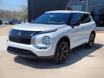 New 2026 Mitsubishi Outlander LE