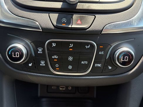 Used 2024 Chevrolet Equinox LT AWD/4WD image 16