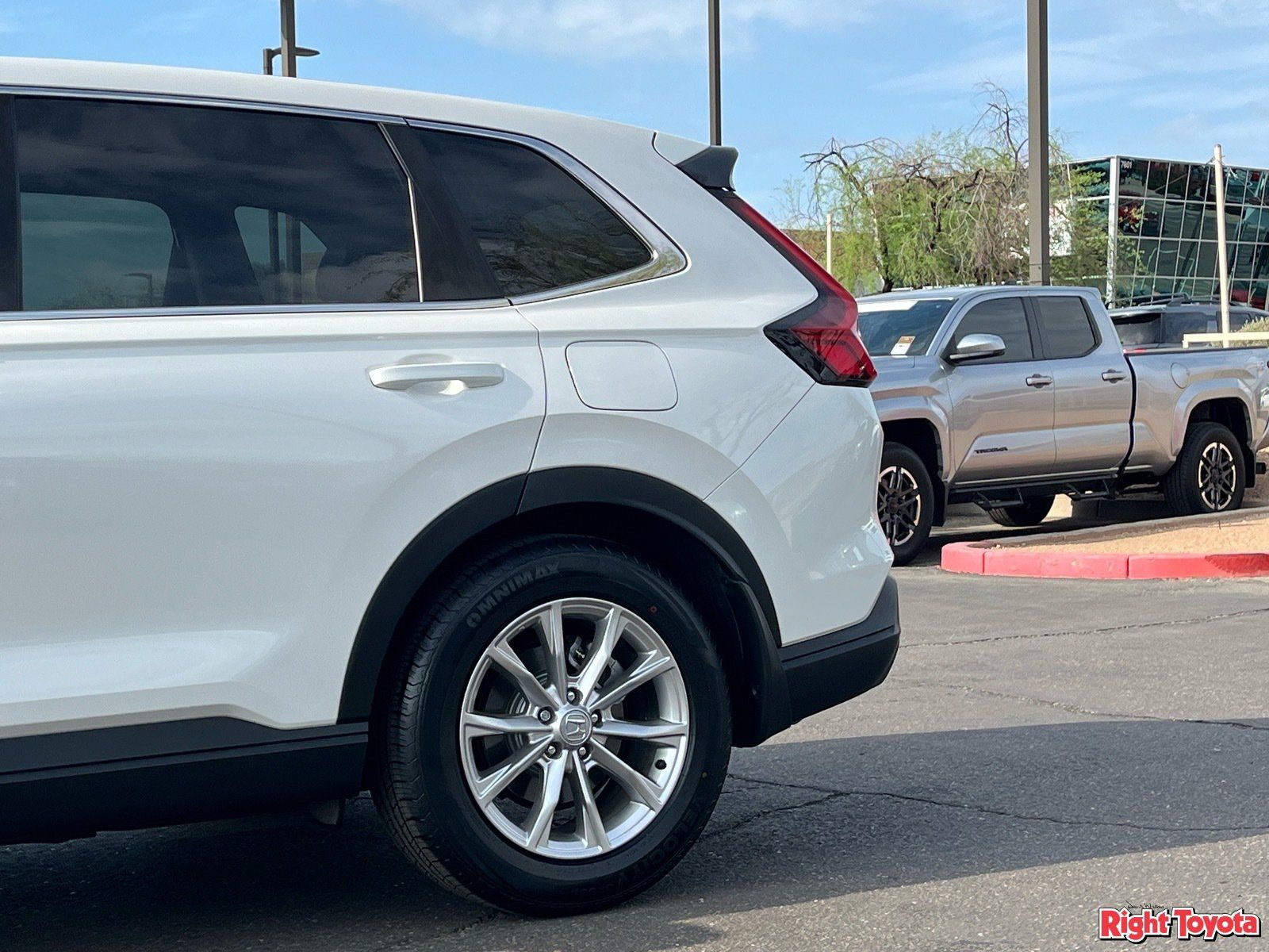 Used 2024 Honda CR-V EX-L image 10
