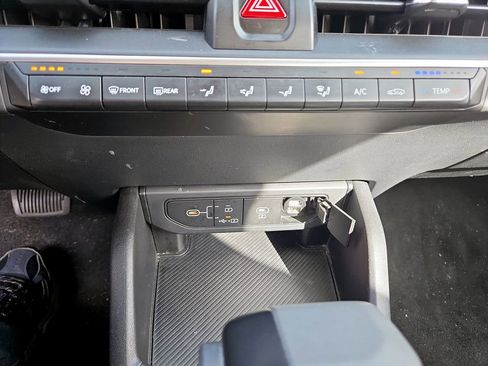 Used 2025 Kia K4 LXS image 26